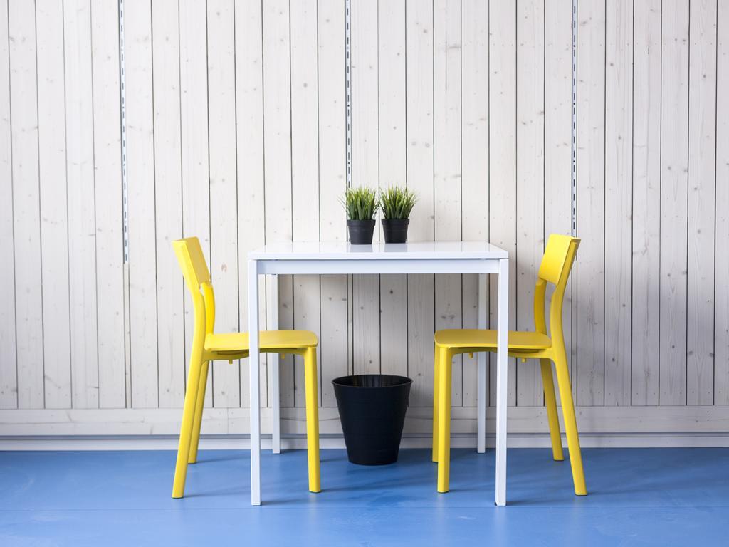 Vierpersoonskamer met Eigen Badkamer en Kitchenette